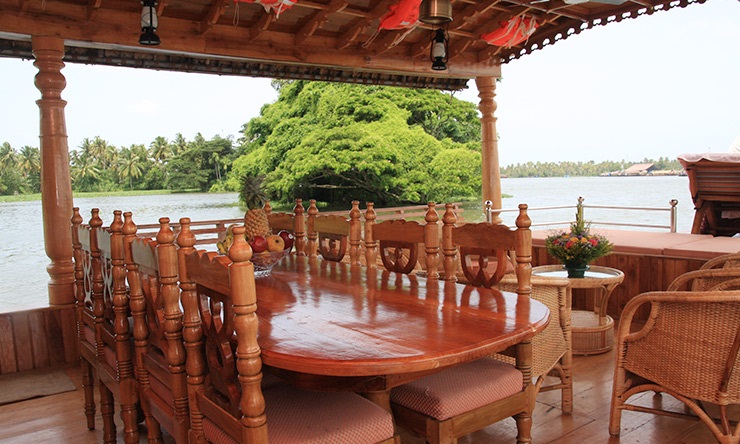Four Bedroom Houseboat